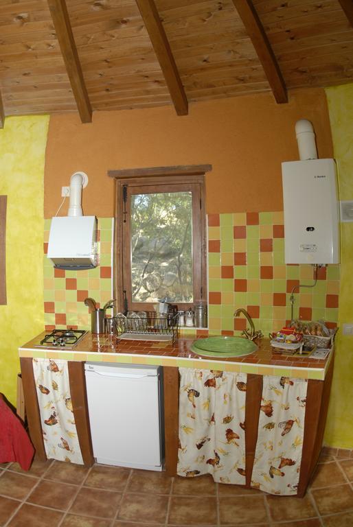Apartamentos Rurales Ecopangea Valverde de la Vera Bilik gambar